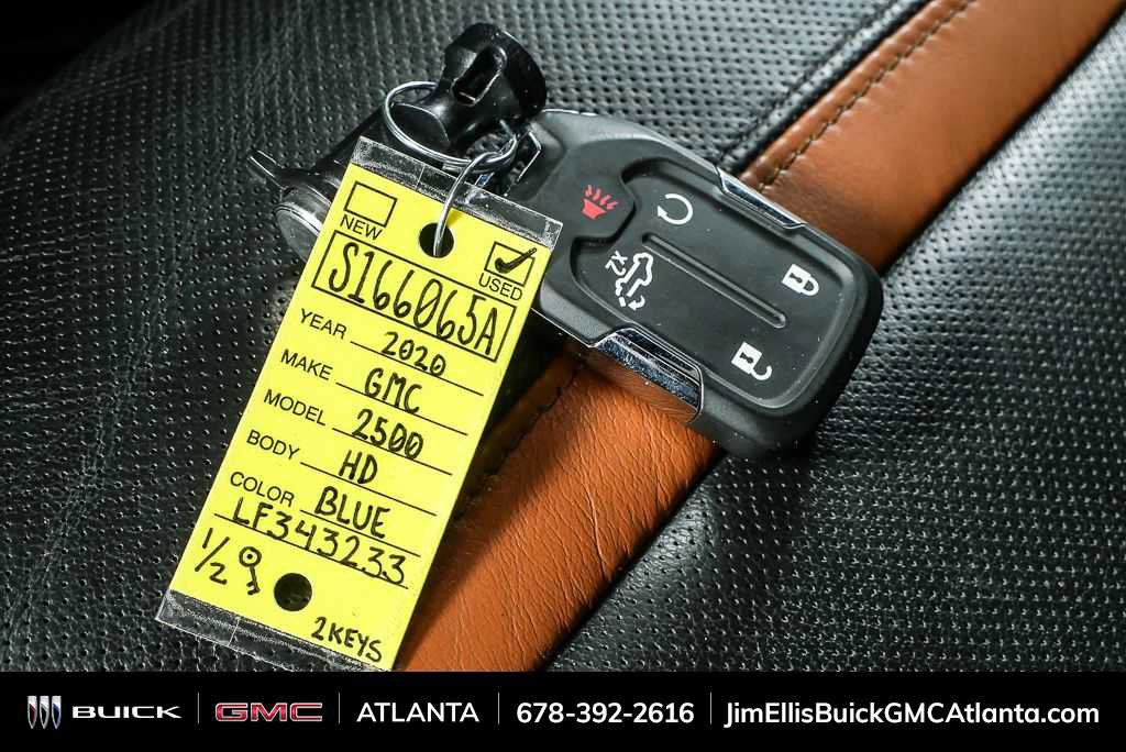 Used 2020 GMC Sierra 2500 AT4 w/ AT4 Premium Package image 38