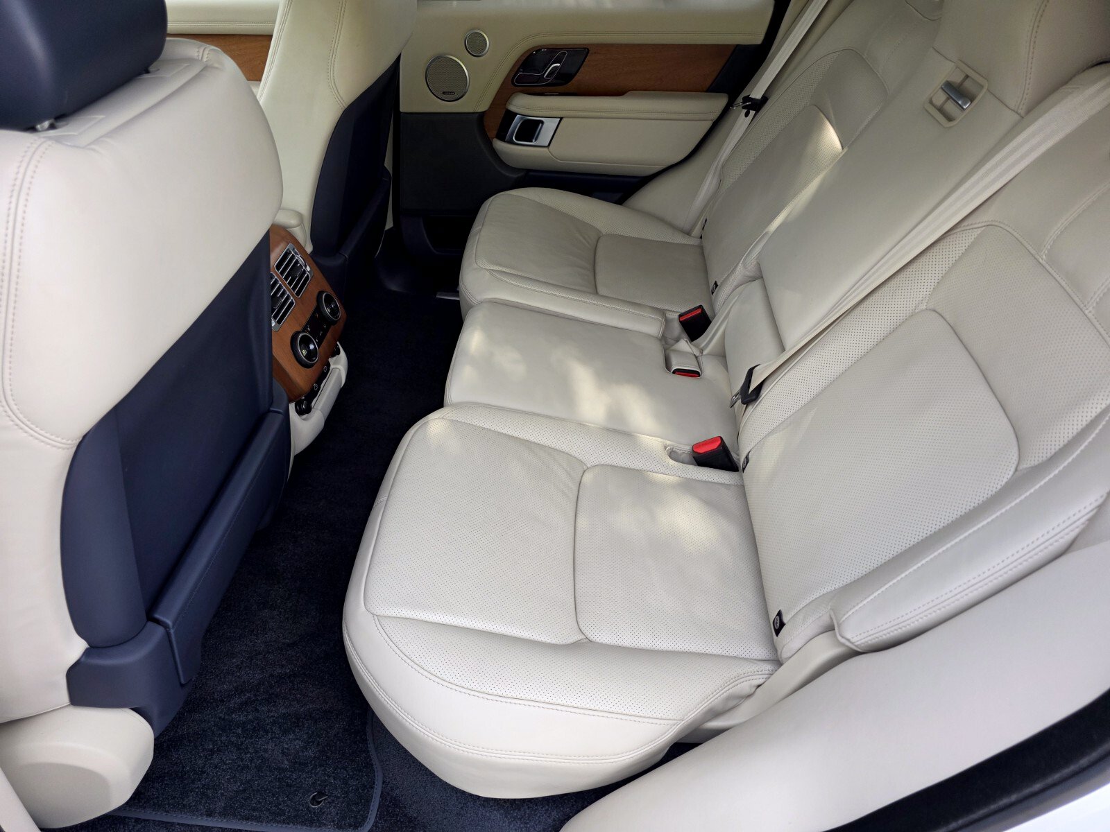 Certified 2022 Land Rover Range Rover Westminster Edition AWD/4WD image 14