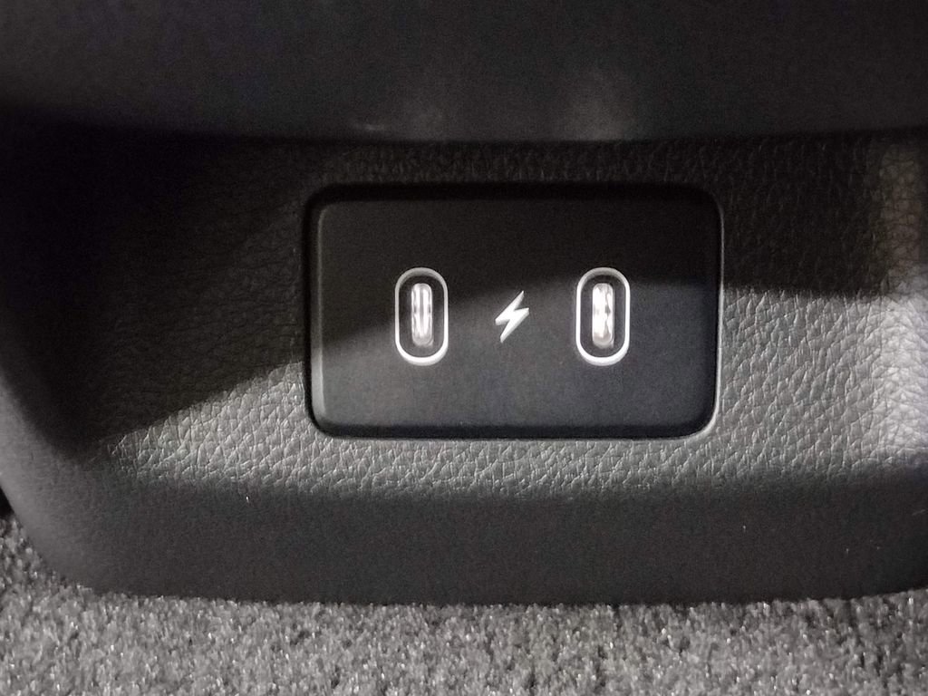 Used 2025 Kia K5 GT-Line image 37