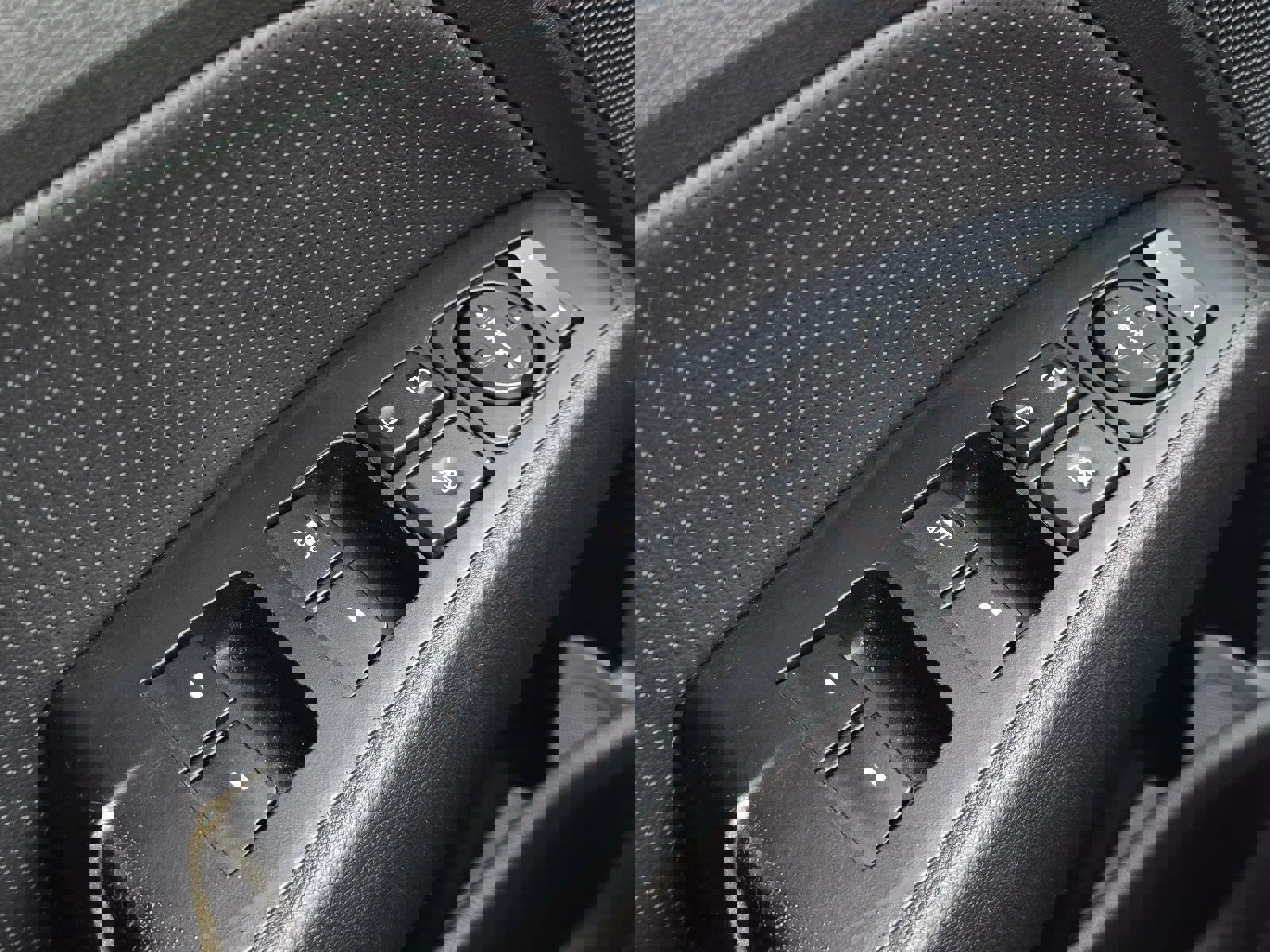 Used 2018 Hyundai Elantra Sport w/ Sport Premium Package 03 image 23