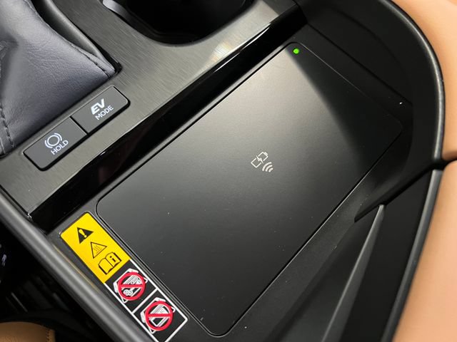 Used 2025 Lexus ES 300h w/ Premium Package FWD image 28