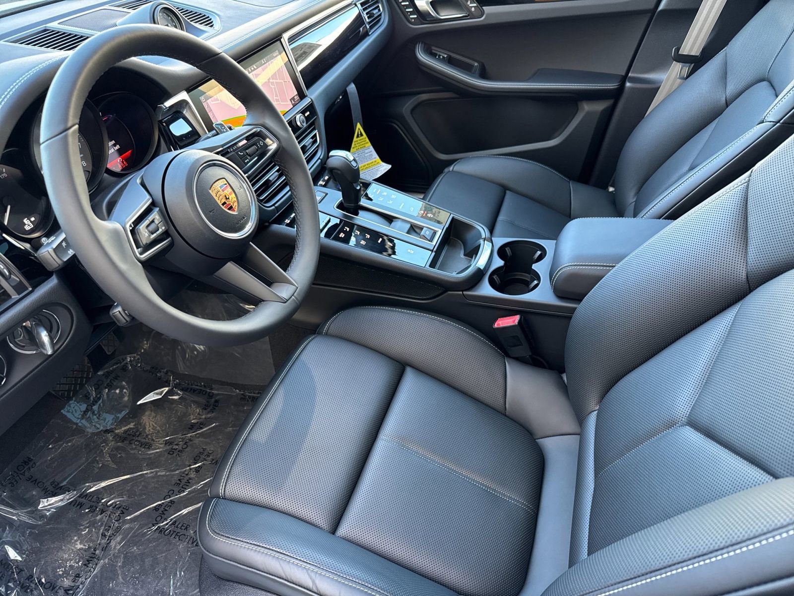 New 2026 Porsche Macan S image 4