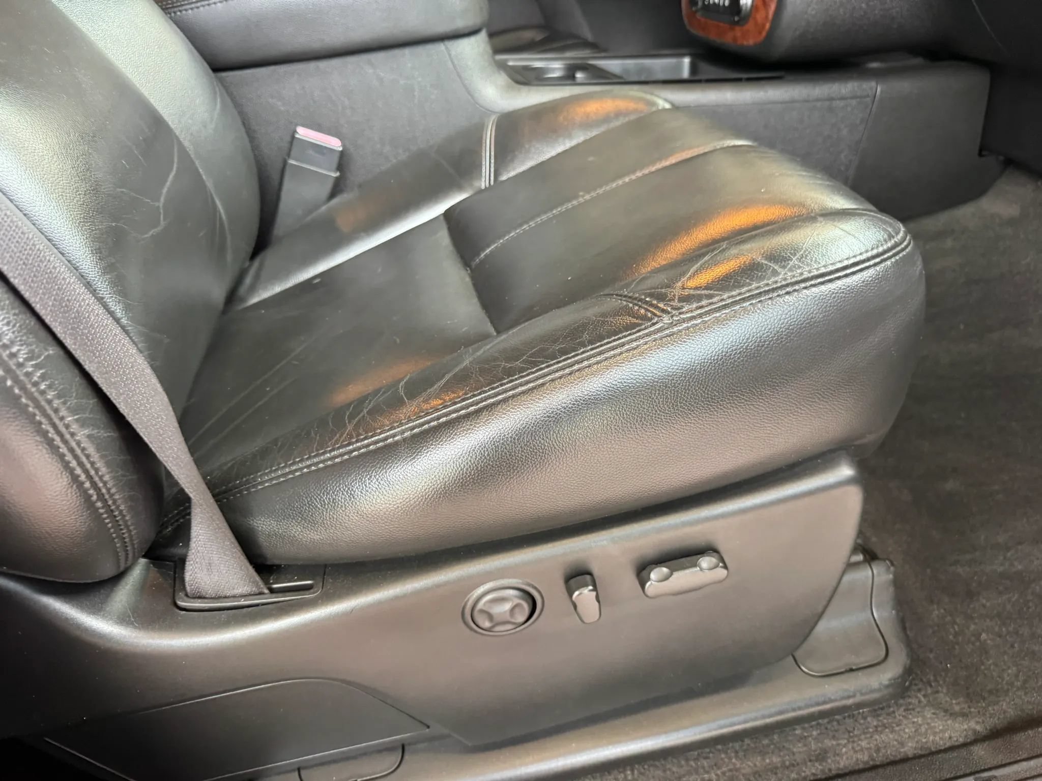 Used 2008 Chevrolet Silverado 3500 LTZ AWD/4WD image 26