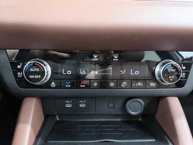 Used 2025 Mitsubishi Outlander SEL AWD/4WD image 28