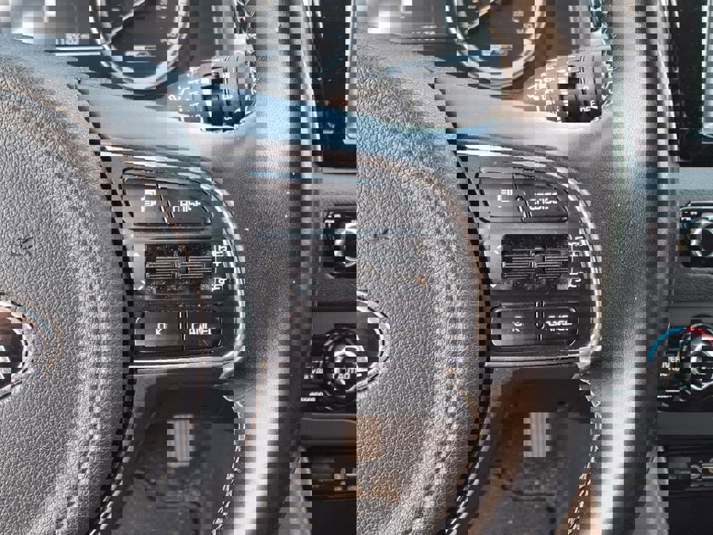 Used 2017 Kia Niro Touring image 21