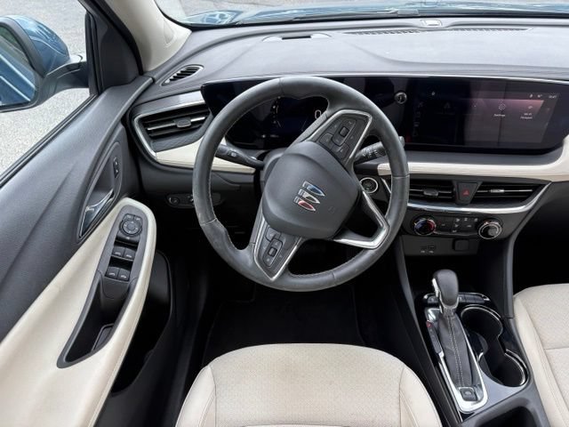 Certified 2024 Buick Encore GX Preferred FWD image 19