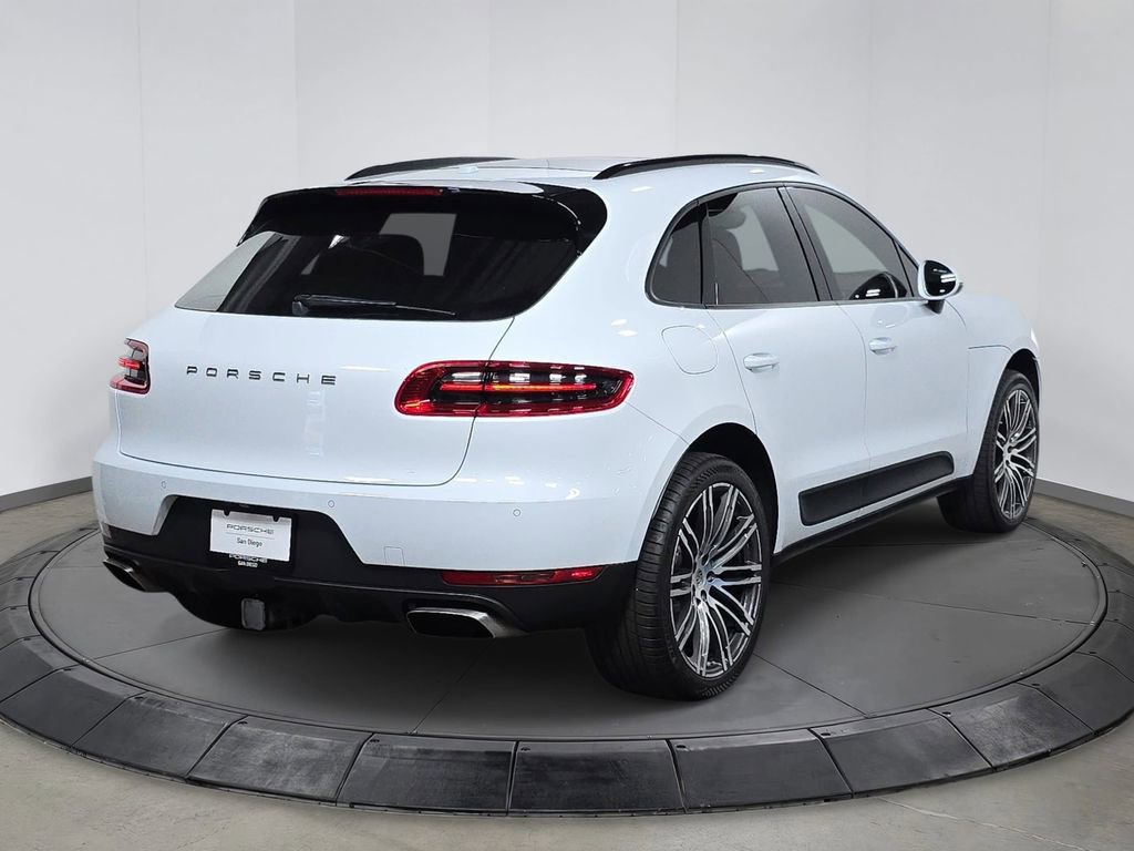Used 2018 Porsche Macan AWD/4WD image 7