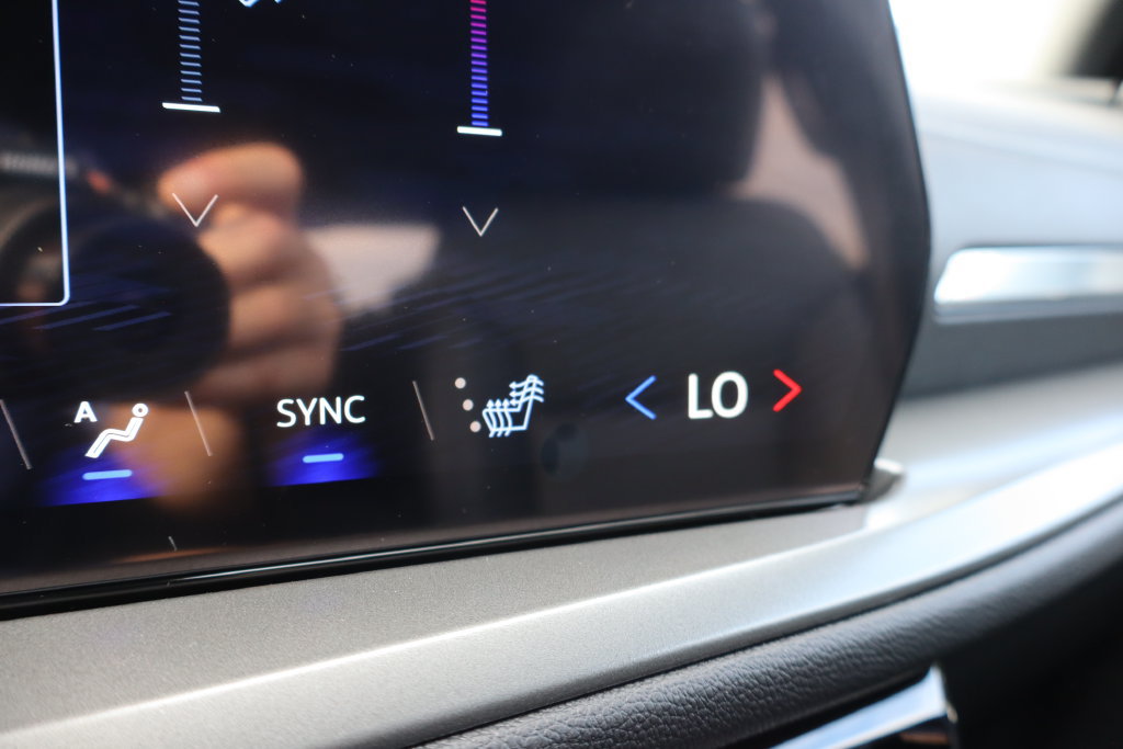 New 2027 Chevrolet Traverse LT w/ Driver Confidence Package AWD/4WD image 15