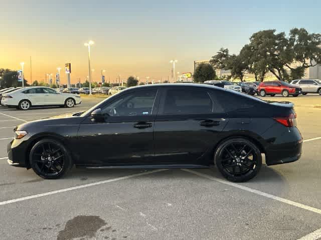 Used 2025 Honda Civic Sport image 3