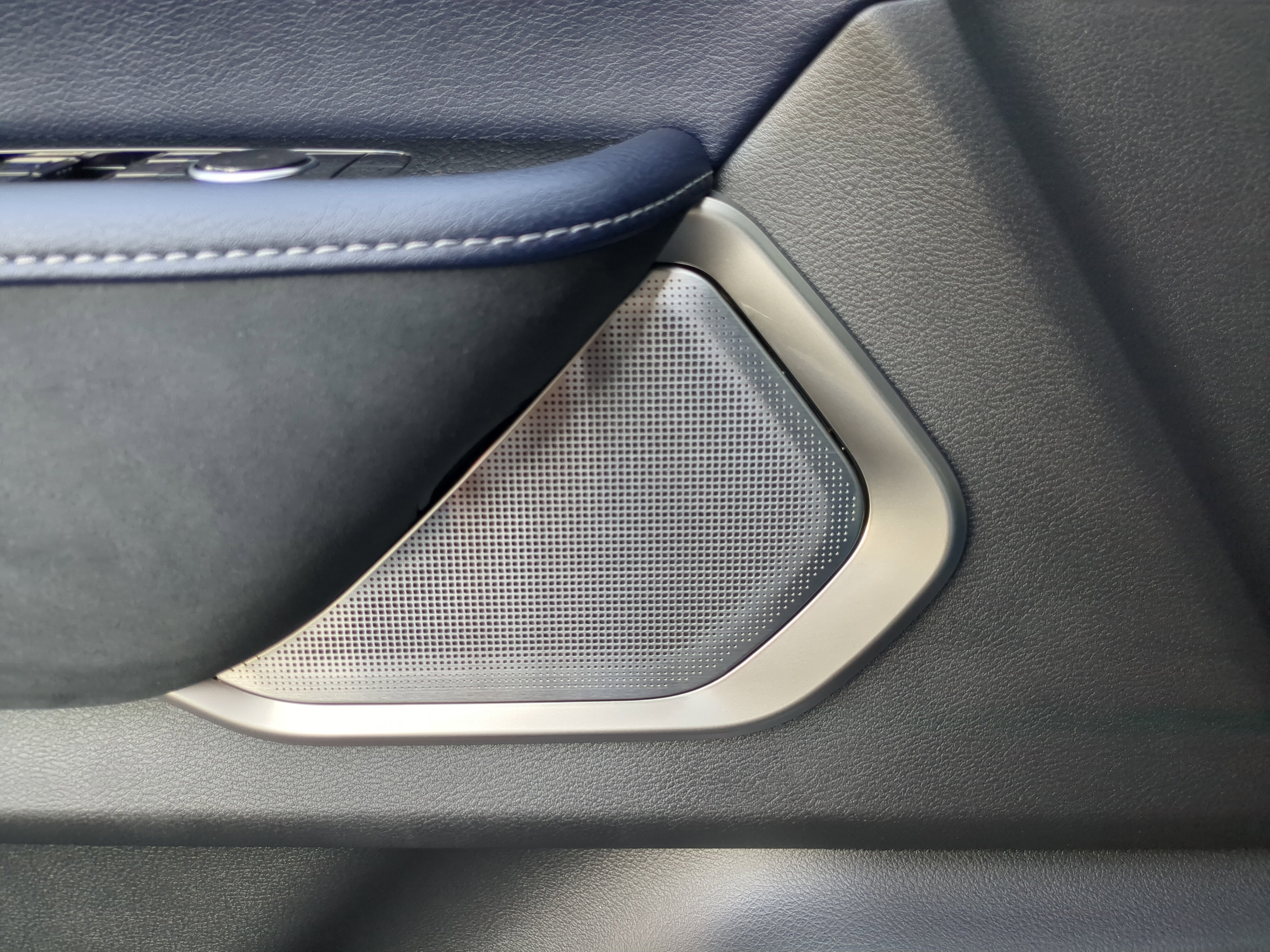 New 2026 INFINITI QX80 4WD w/ Sport Exterior Package image 19