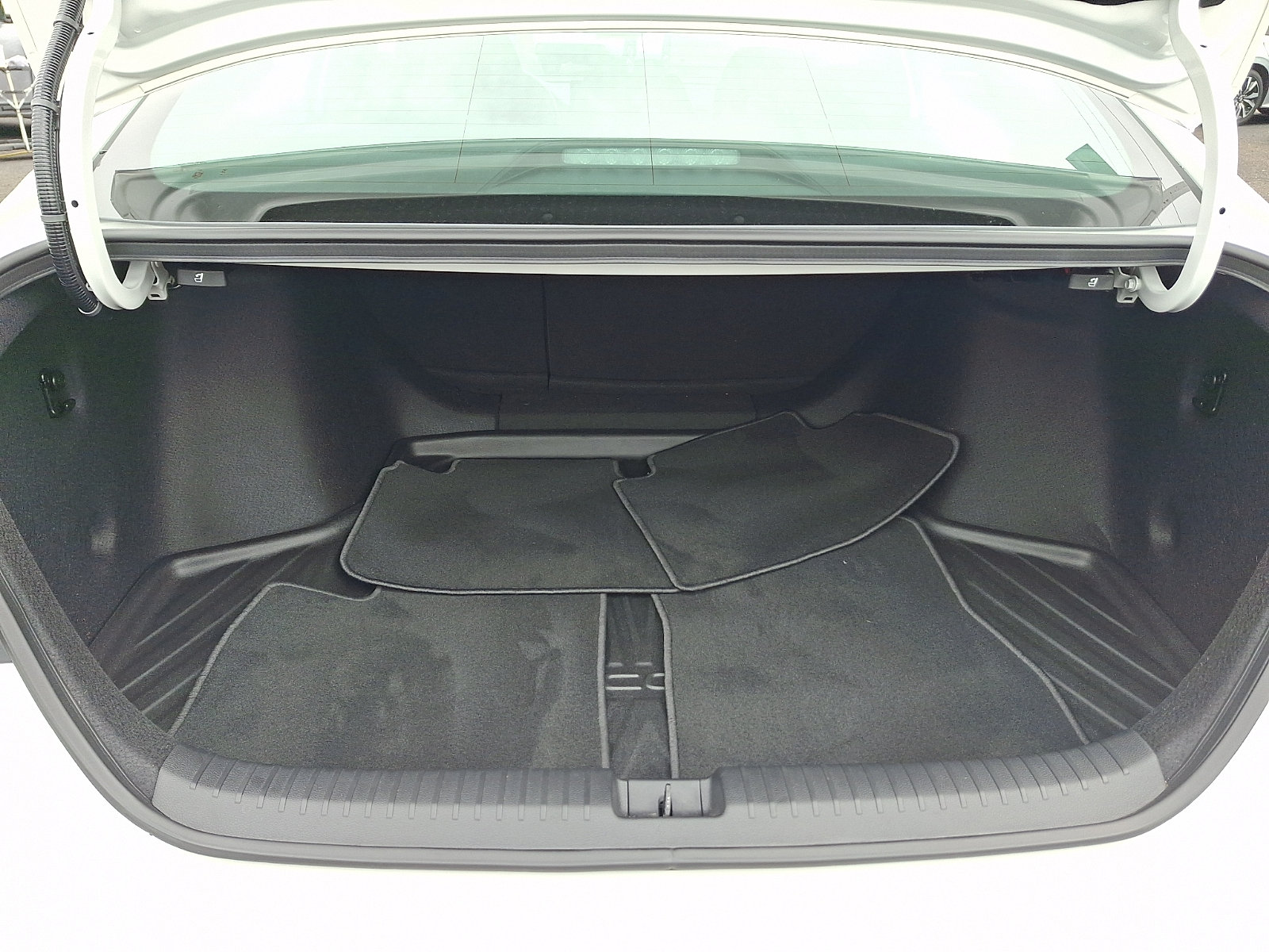 Used 2025 Honda Accord Sport image 29