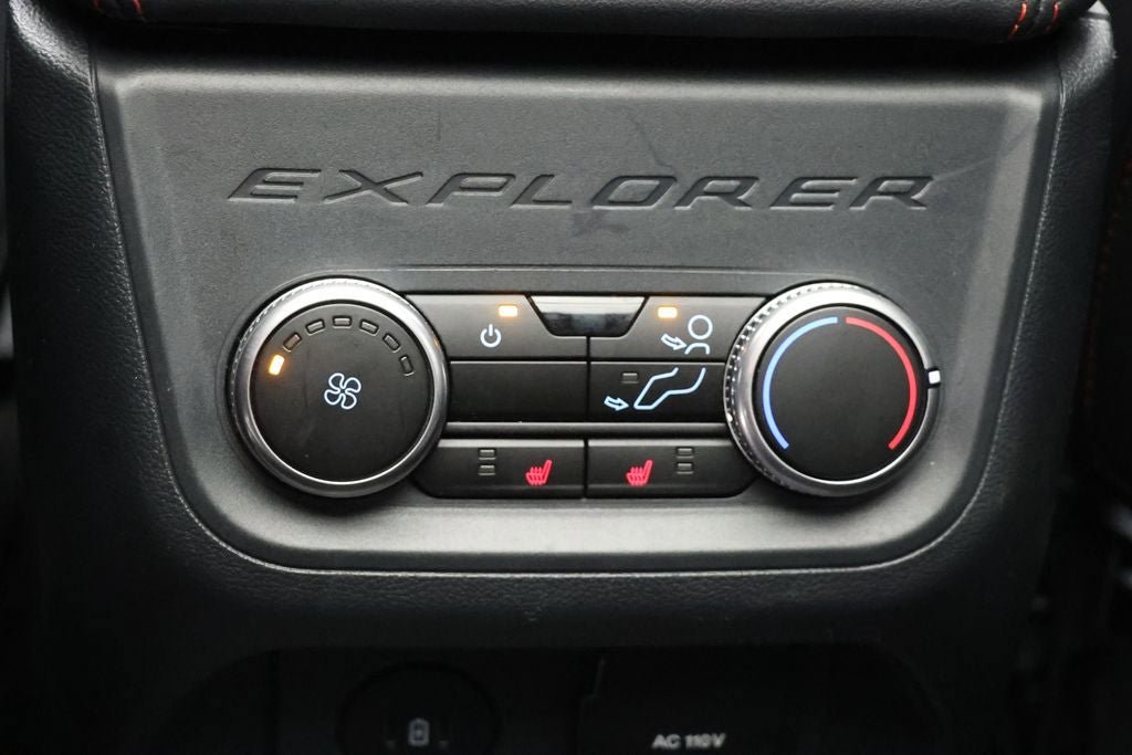 Used 2025 Ford Explorer ST AWD/4WD image 13