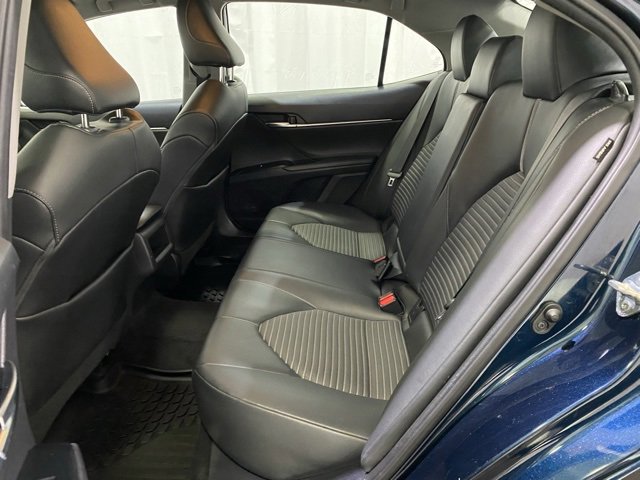 Used 2020 Toyota Camry SE image 11