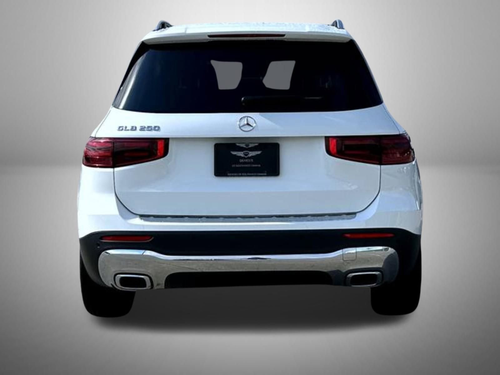 Used 2024 Mercedes-Benz GLB 250 image 6