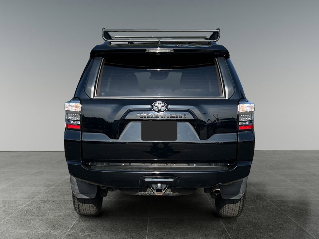 Used 2022 Toyota 4Runner SR5 Premium image 7