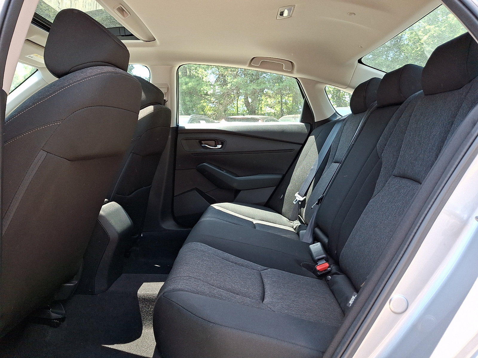 Used 2023 Honda Accord EX image 10