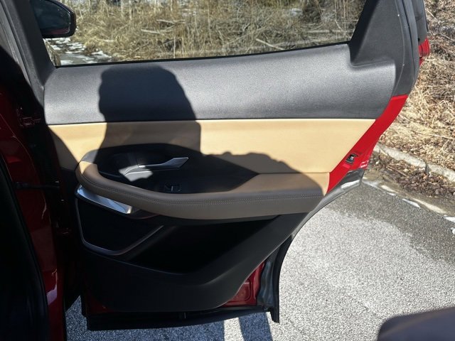 Used 2022 Jaguar E-PACE SE image 20