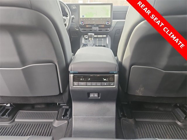 Used 2025 Lexus GX 550 image 22