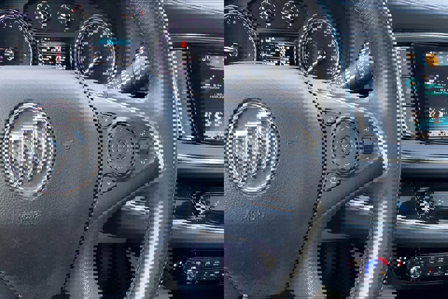 Used 2019 Buick Enclave Premium w/ Experience Buick Package image 23