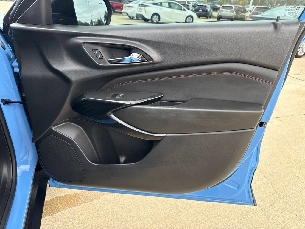 Used 2024 Chevrolet Trax RS w/ Driver Confidence Package FWD image 21