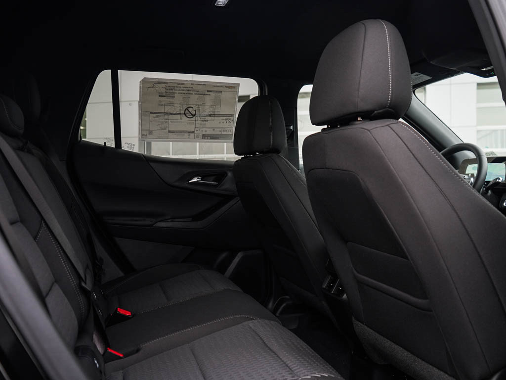 New 2026 Chevrolet Equinox LT FWD image 11