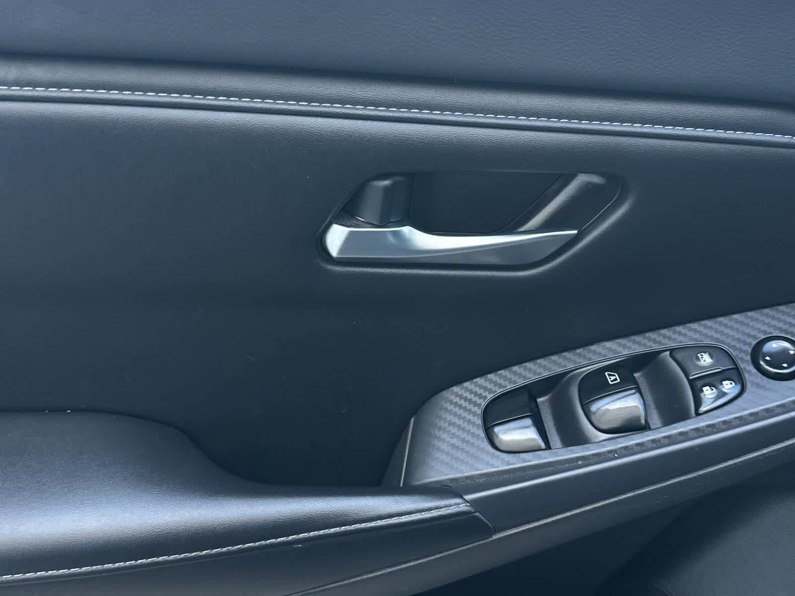 Used 2022 Nissan Sentra SV FWD image 13