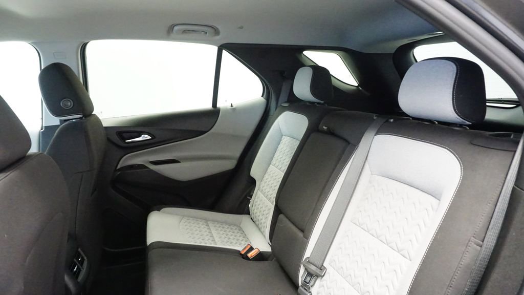 Used 2022 Chevrolet Equinox LT w/ Driver Convenience Package image 23