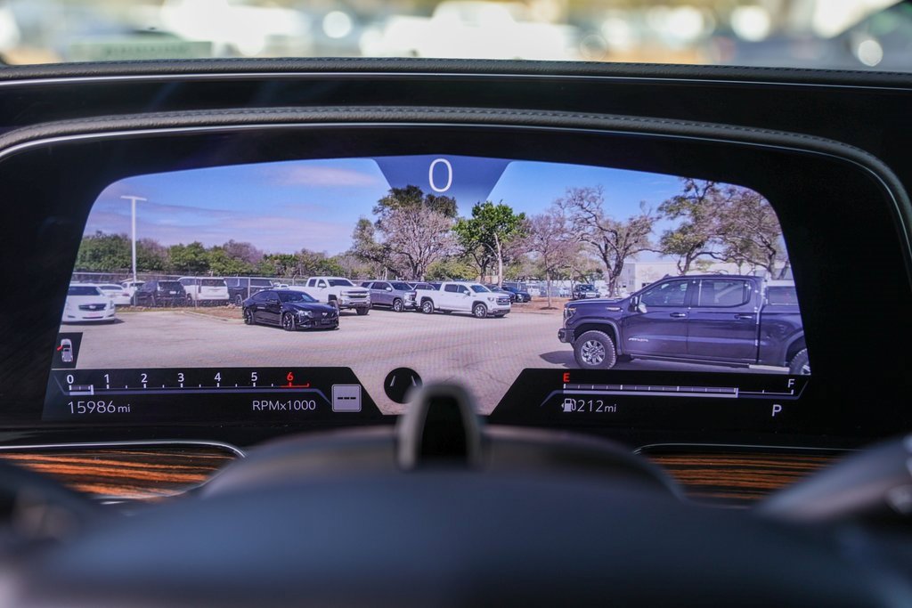 Used 2024 Cadillac Escalade Premium Luxury image 11