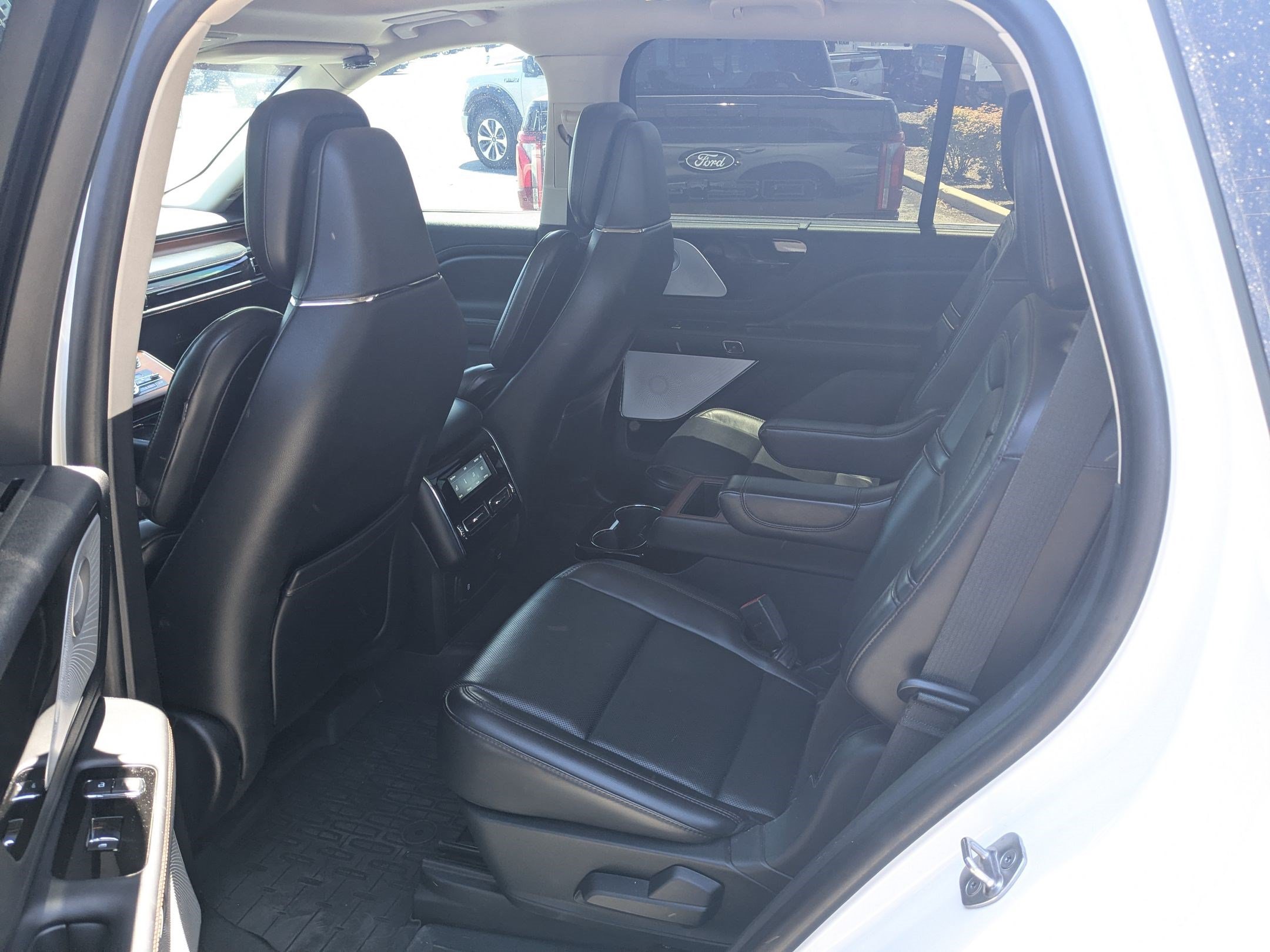 Used 2021 Lincoln Aviator Reserve AWD/4WD image 29