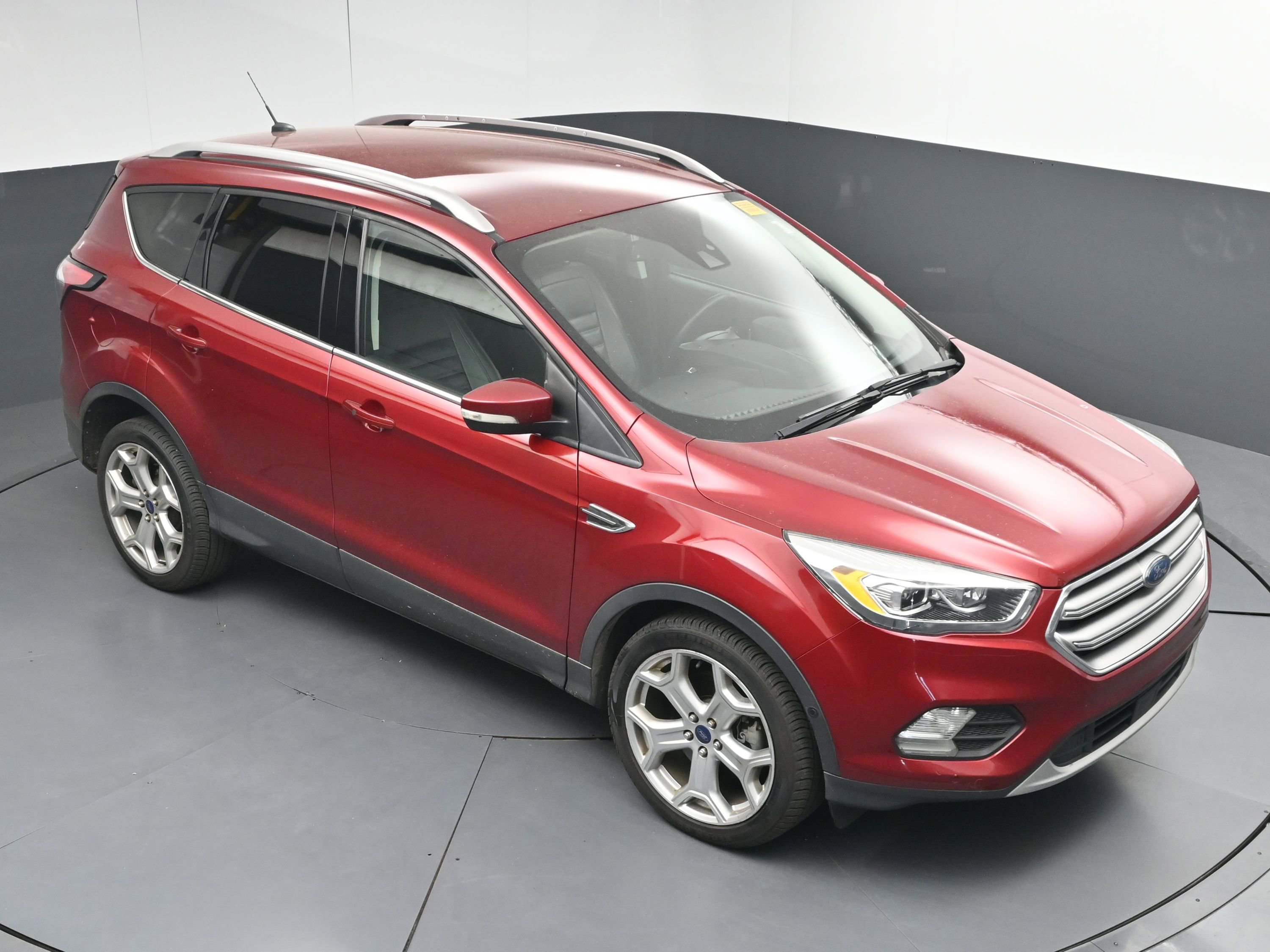 Used 2017 Ford Escape Titanium w/ Equipment Group 301A image 33