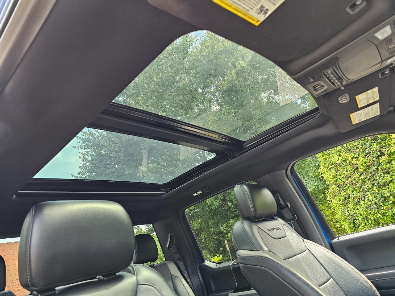 Used 2018 Ford F150 Raptor w/ Equipment Group 802A Luxury image 34