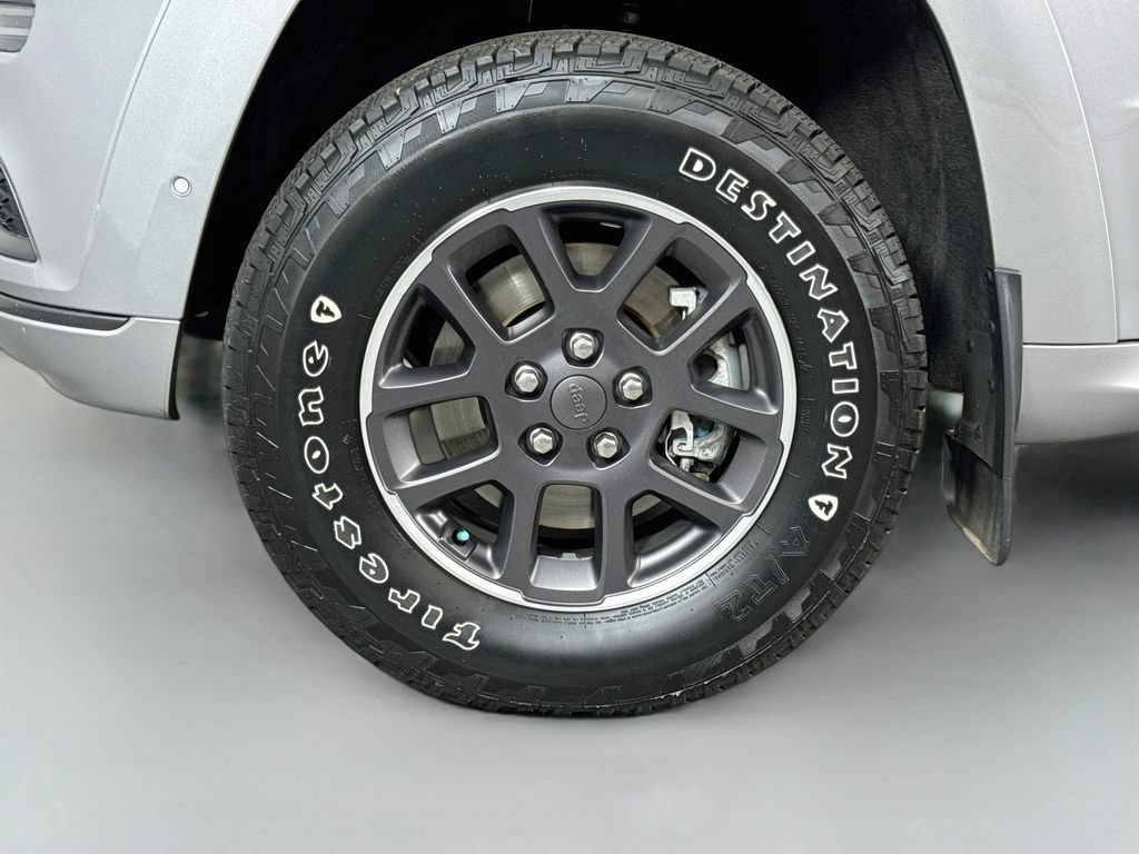 Used 2021 Jeep Grand Cherokee High Altitude AWD/4WD image 9
