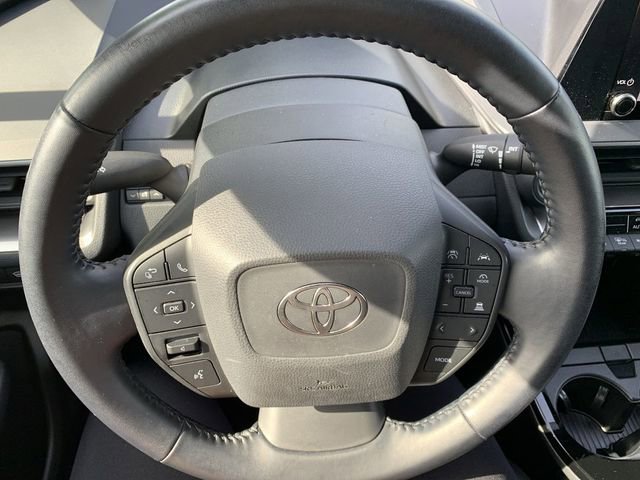 Used 2023 Toyota Prius LE image 19