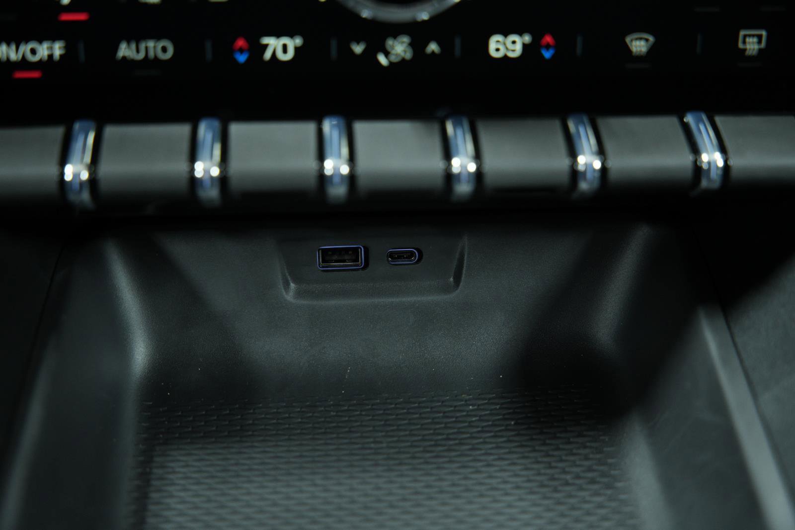 New 2026 GMC Terrain AT4 w/ Convenience Package III image 39