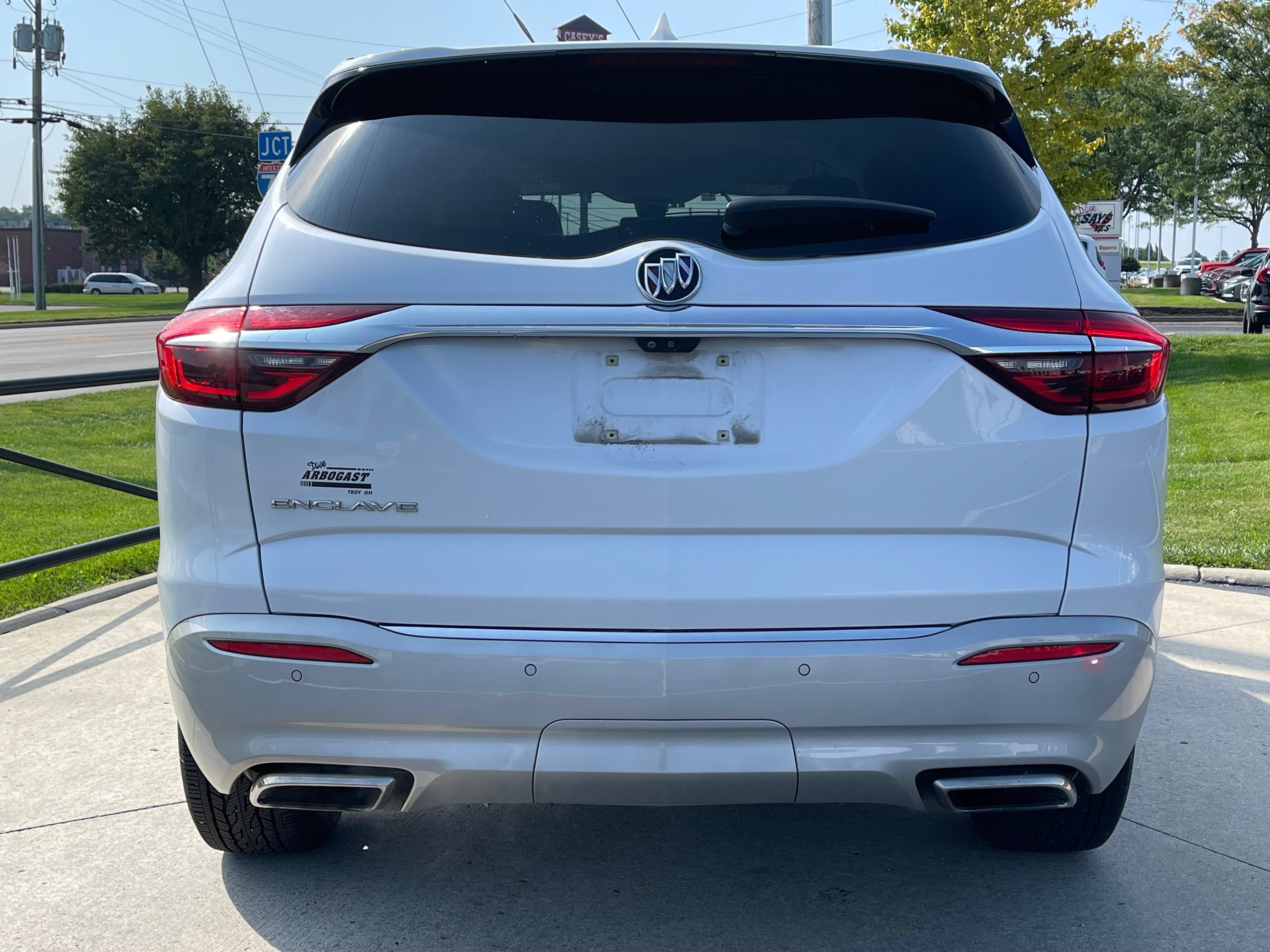 Used 2020 Buick Enclave Premium w/ Surround and Sites Package FWD image 6