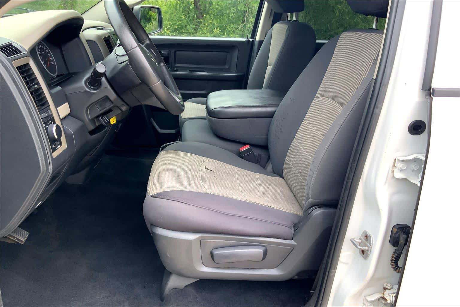 Used 2011 RAM 1500 ST w/ ST Popular Equipment Group AWD/4WD image 7