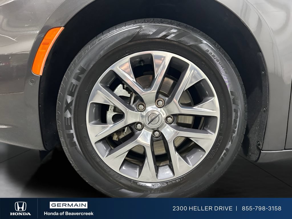 Used 2021 Chrysler Pacifica Pinnacle FWD image 31