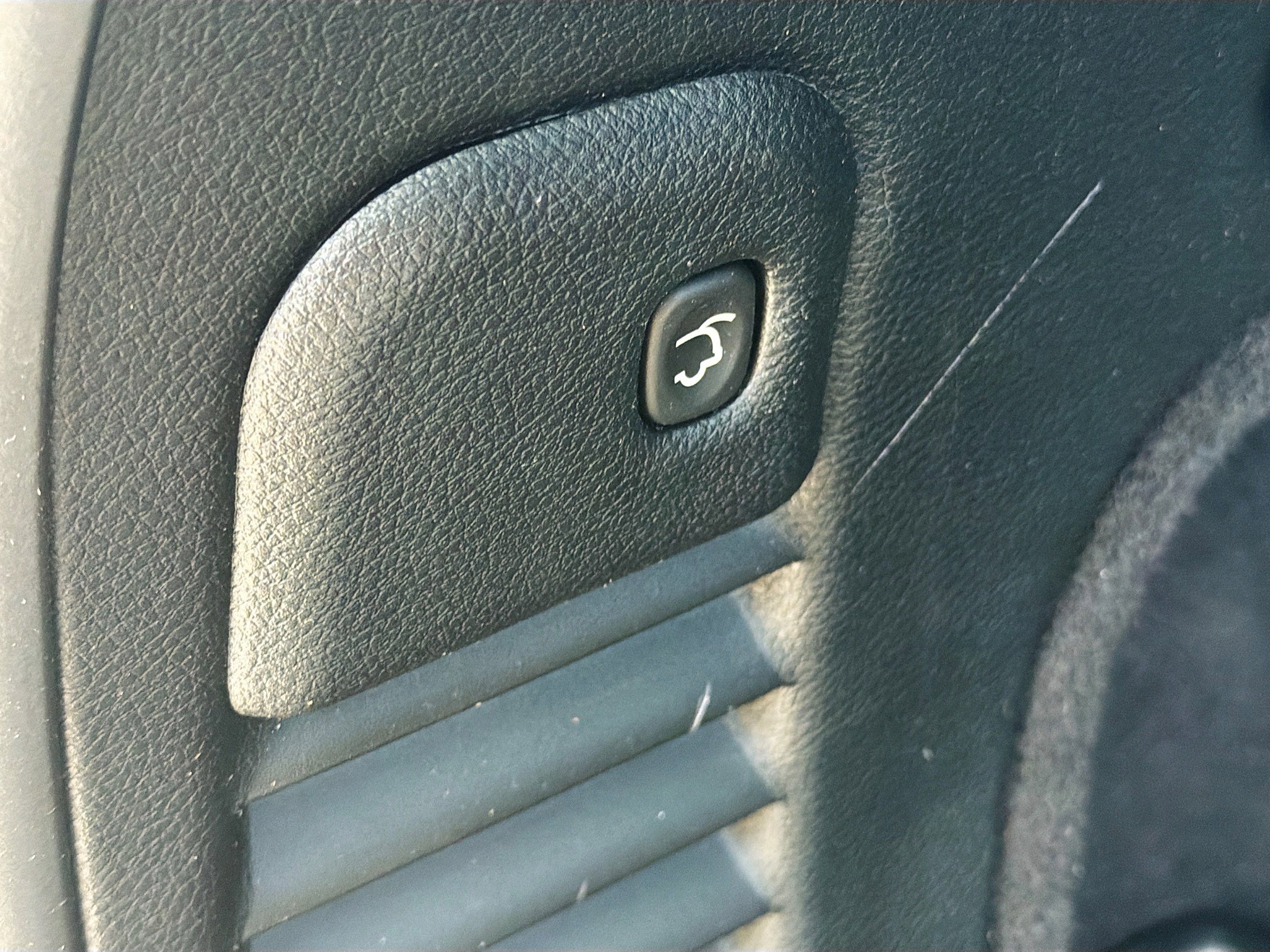 Used 2019 Jeep Grand Cherokee Limited X image 14