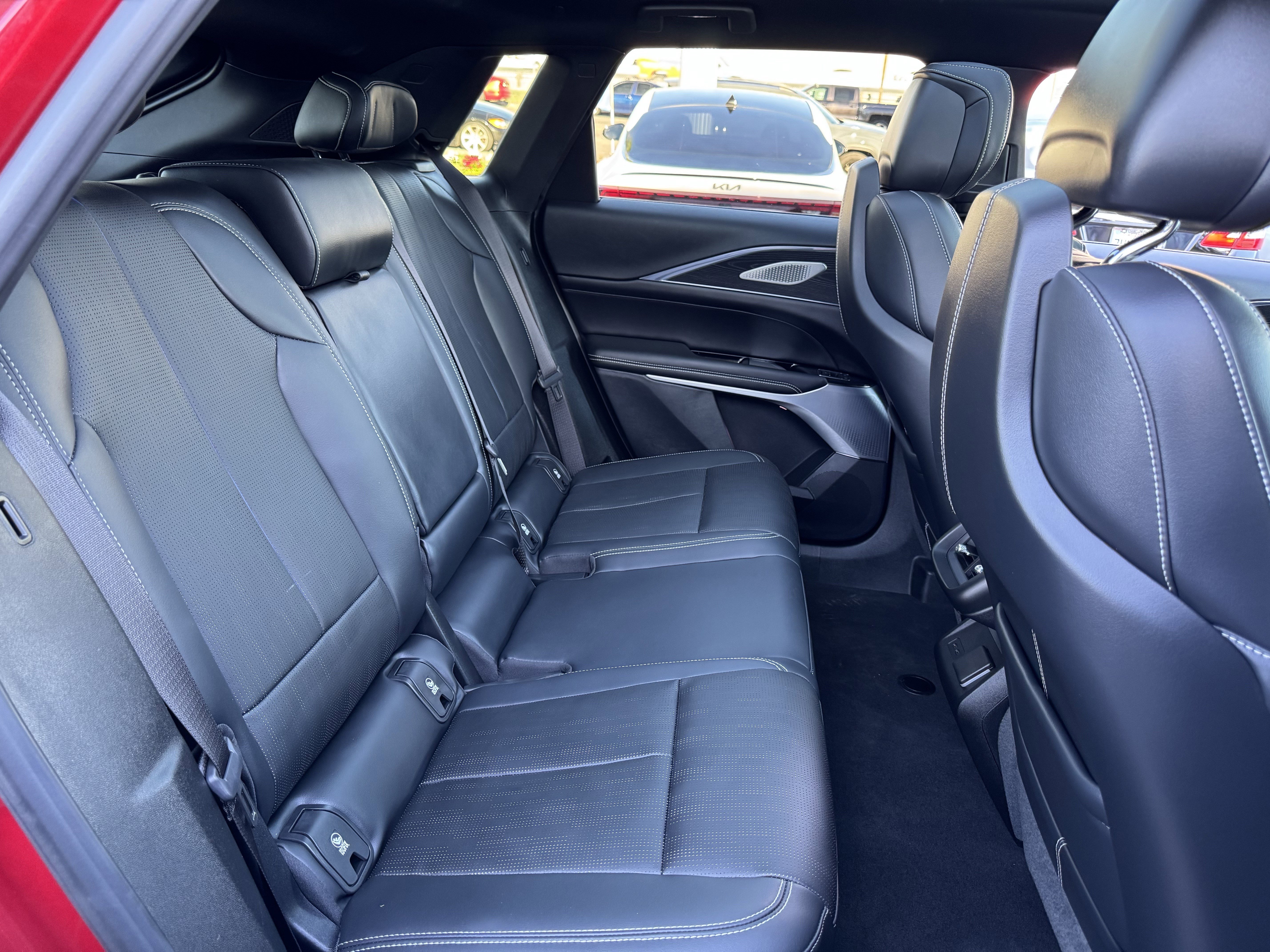 Used 2024 Cadillac Lyriq Luxury w/ LPO, Floor Liner Package image 36