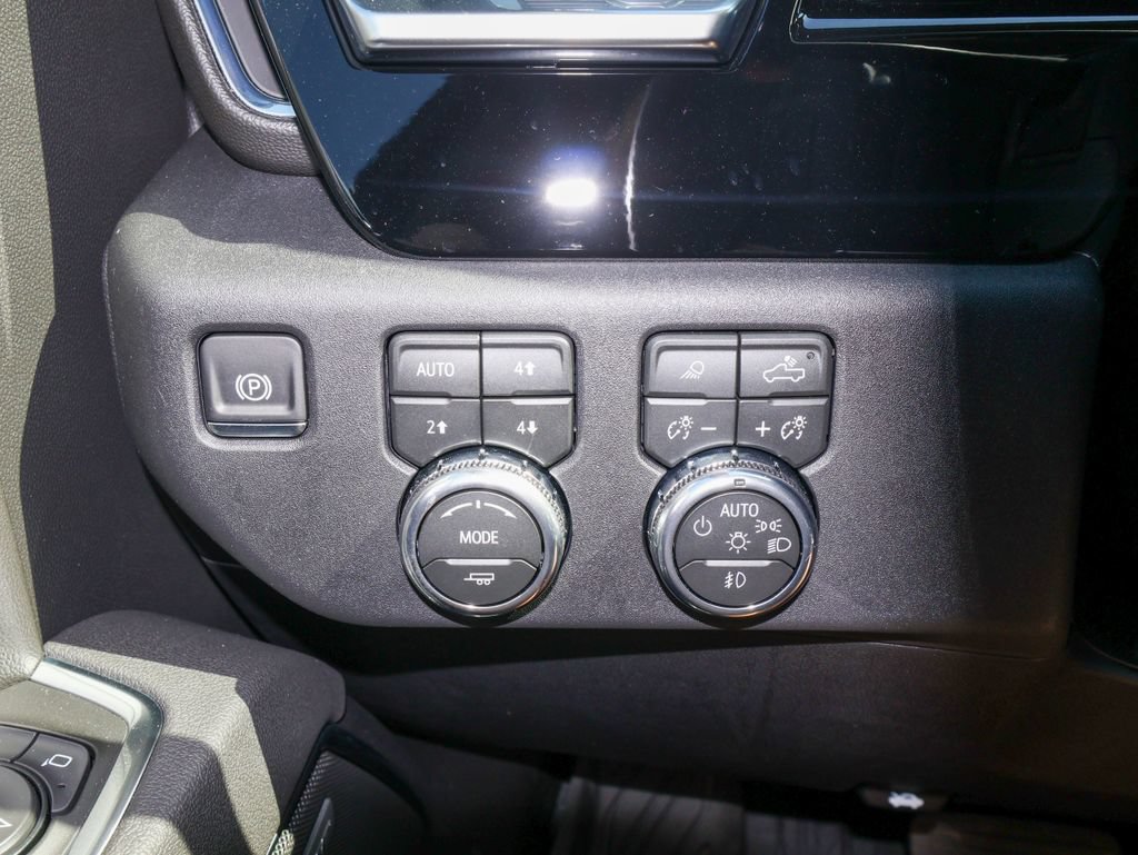 New 2026 GMC Sierra 1500 SLT w/ SLT Premium Plus Package AWD/4WD image 25