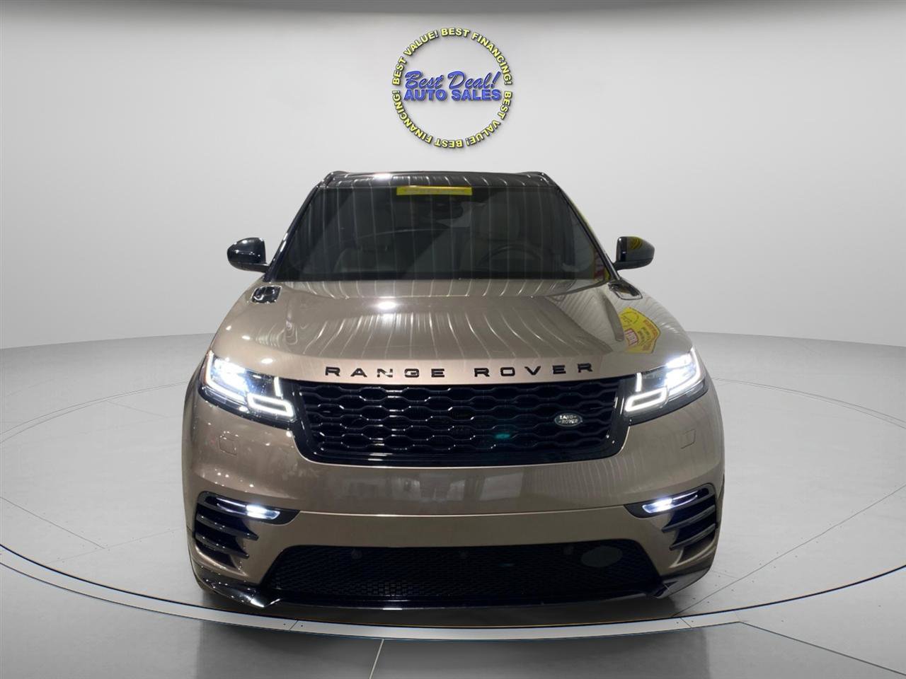 Used 2018 Land Rover Range Rover Velar R-Dynamic SE image 18