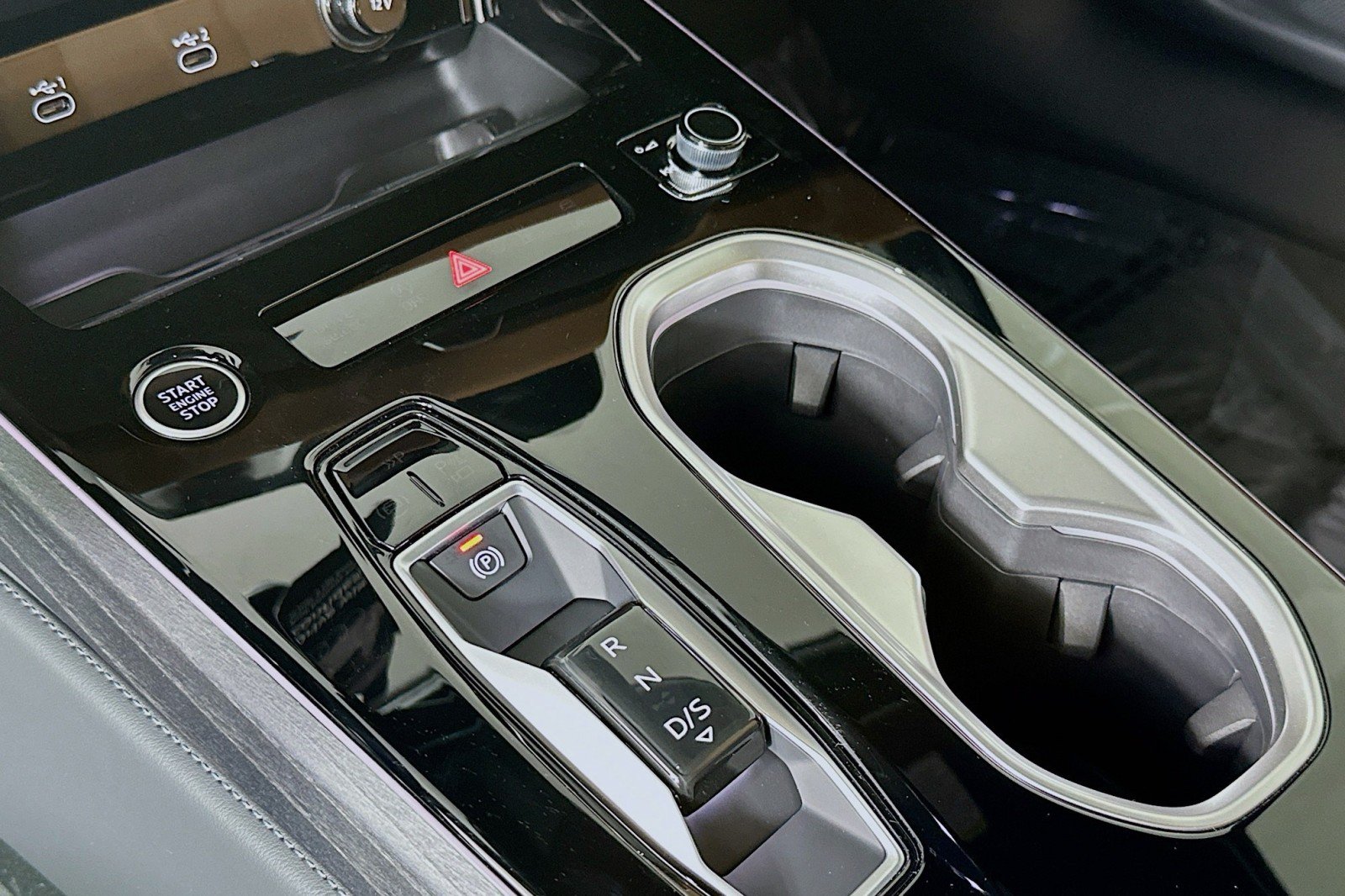 New 2026 Audi A6 Premium Plus AWD/4WD image 7