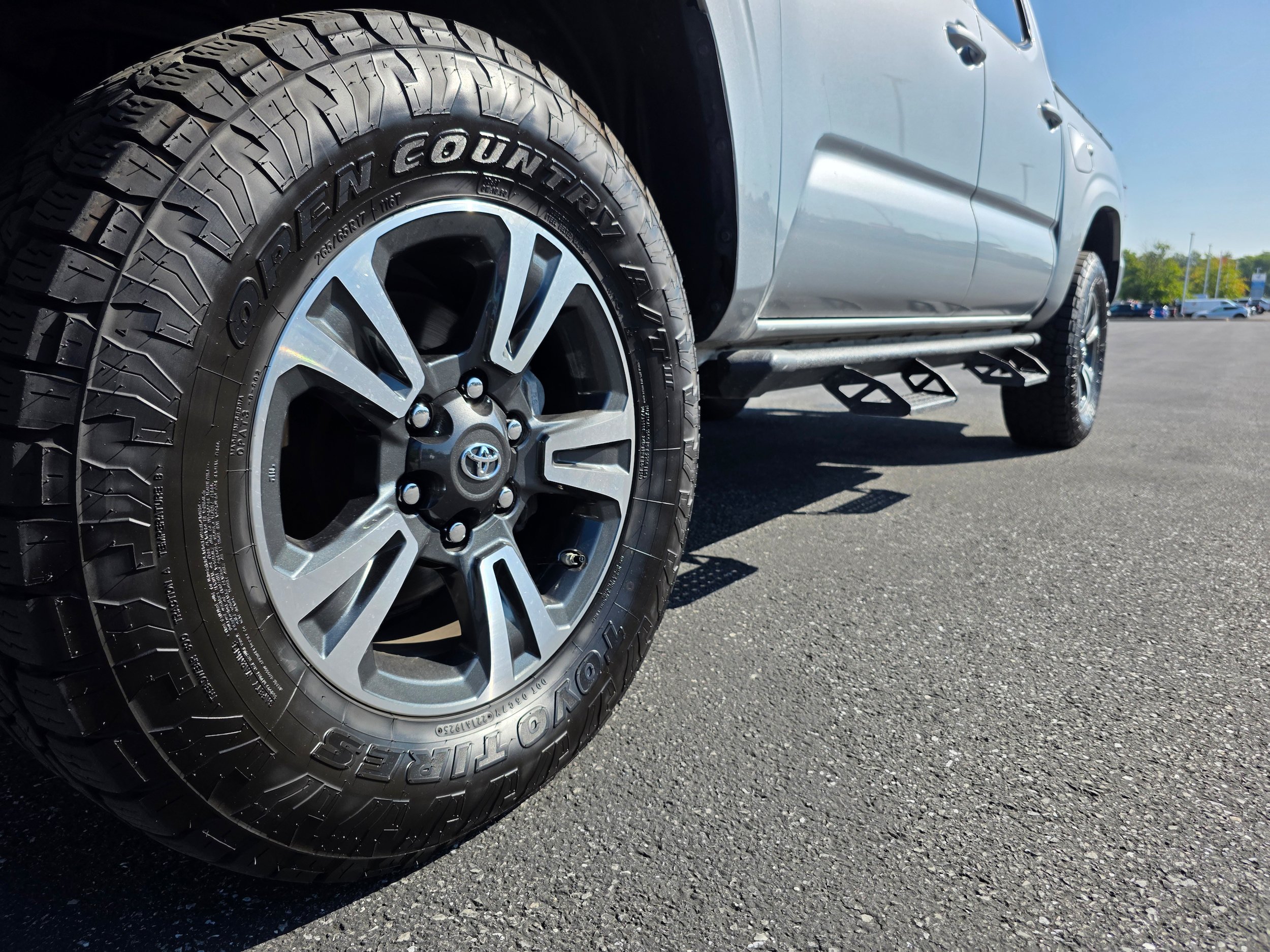 Used 2023 Toyota Tacoma SR AWD/4WD image 22