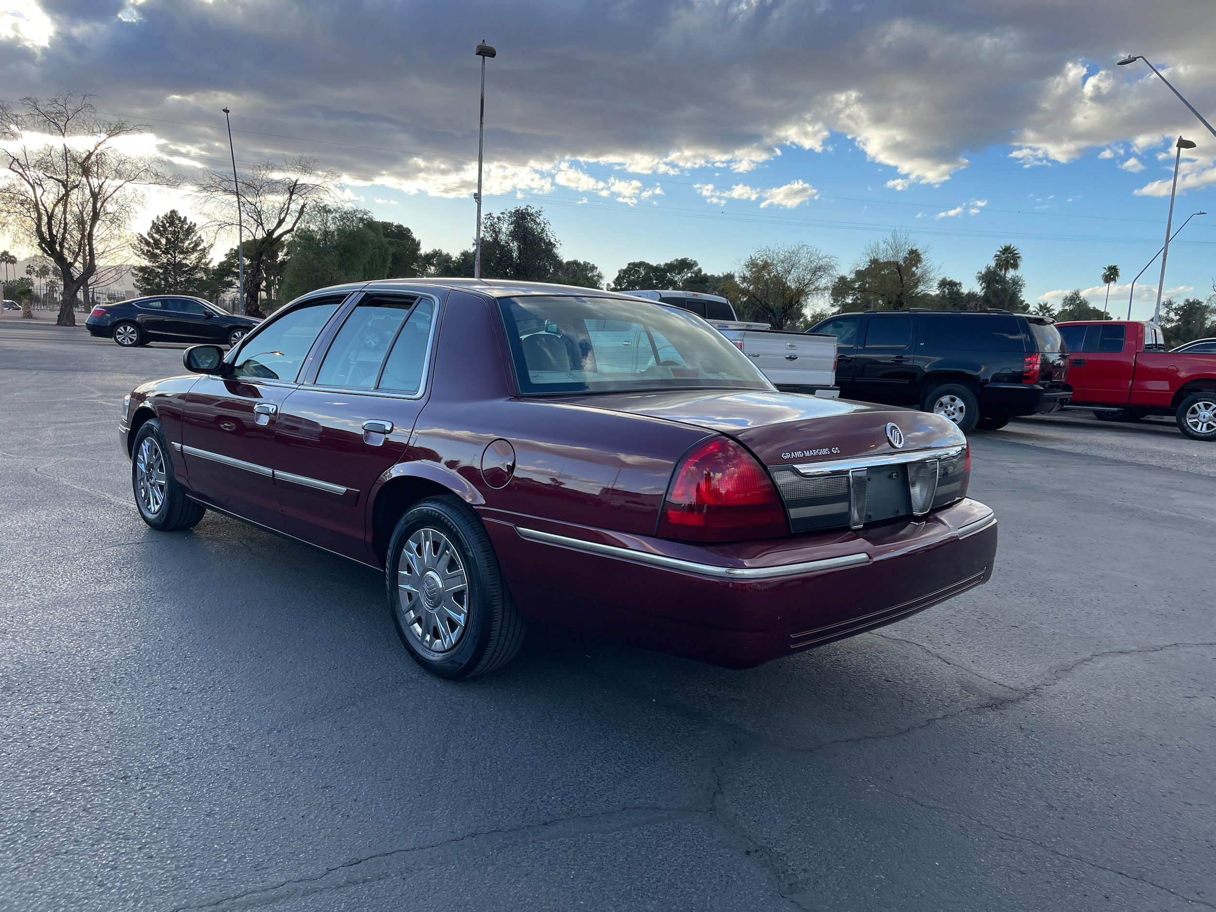 Used 2006 Mercury Grand Marquis GS RWD image 3