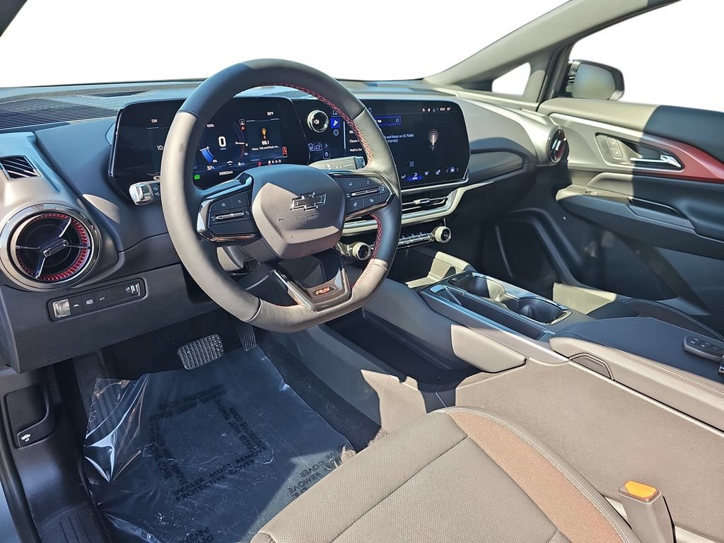 Used 2024 Chevrolet Equinox EV RS FWD image 16