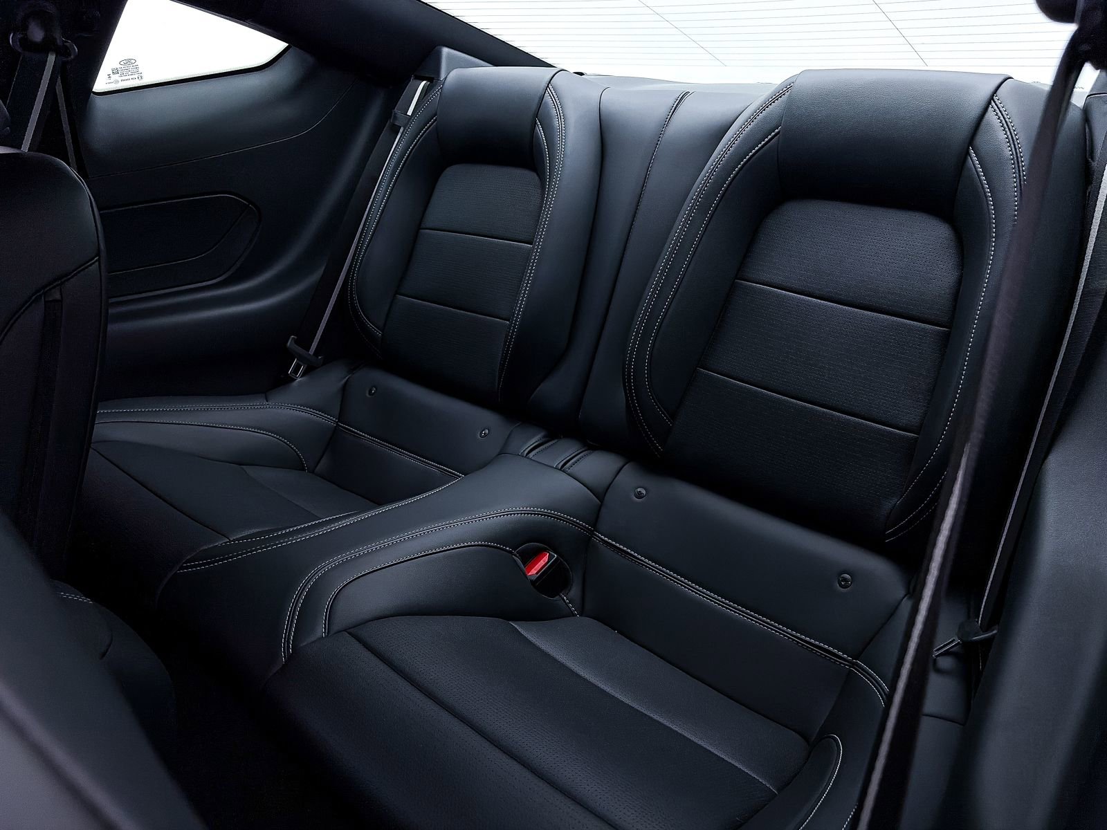 Used 2024 Ford Mustang GT Premium image 38