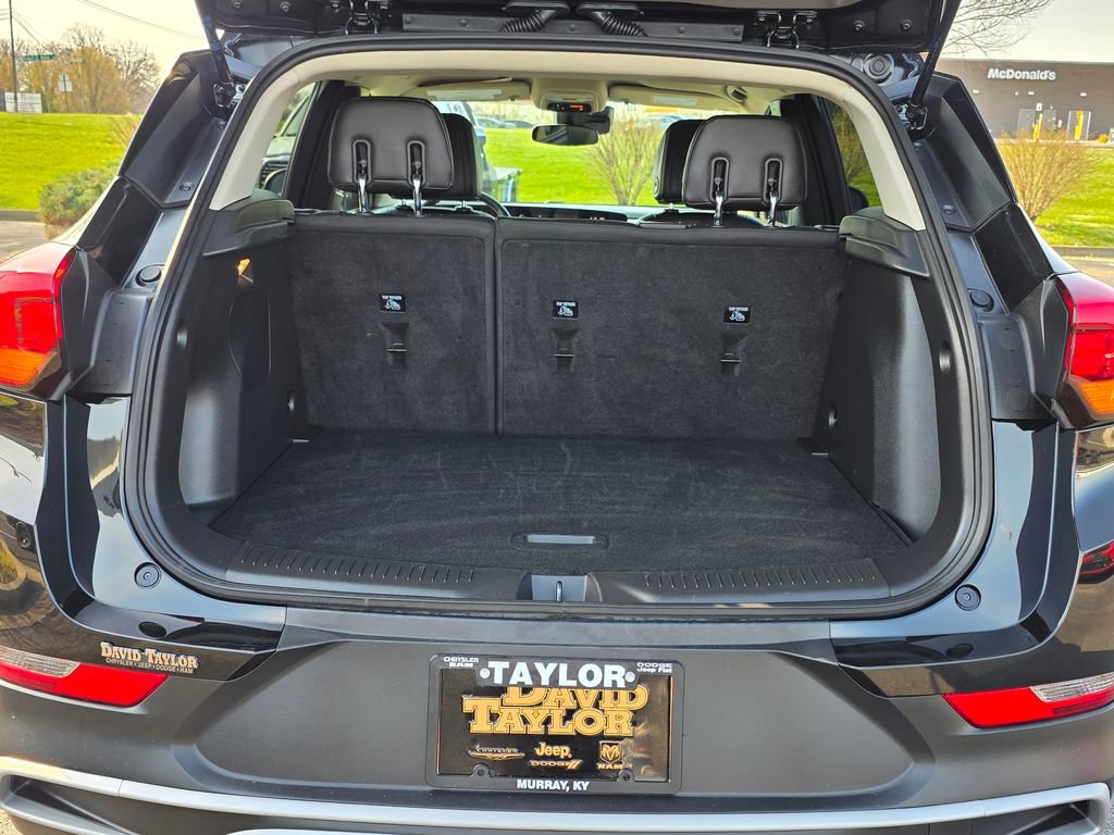 Used 2025 Buick Encore GX Preferred AWD/4WD image 35