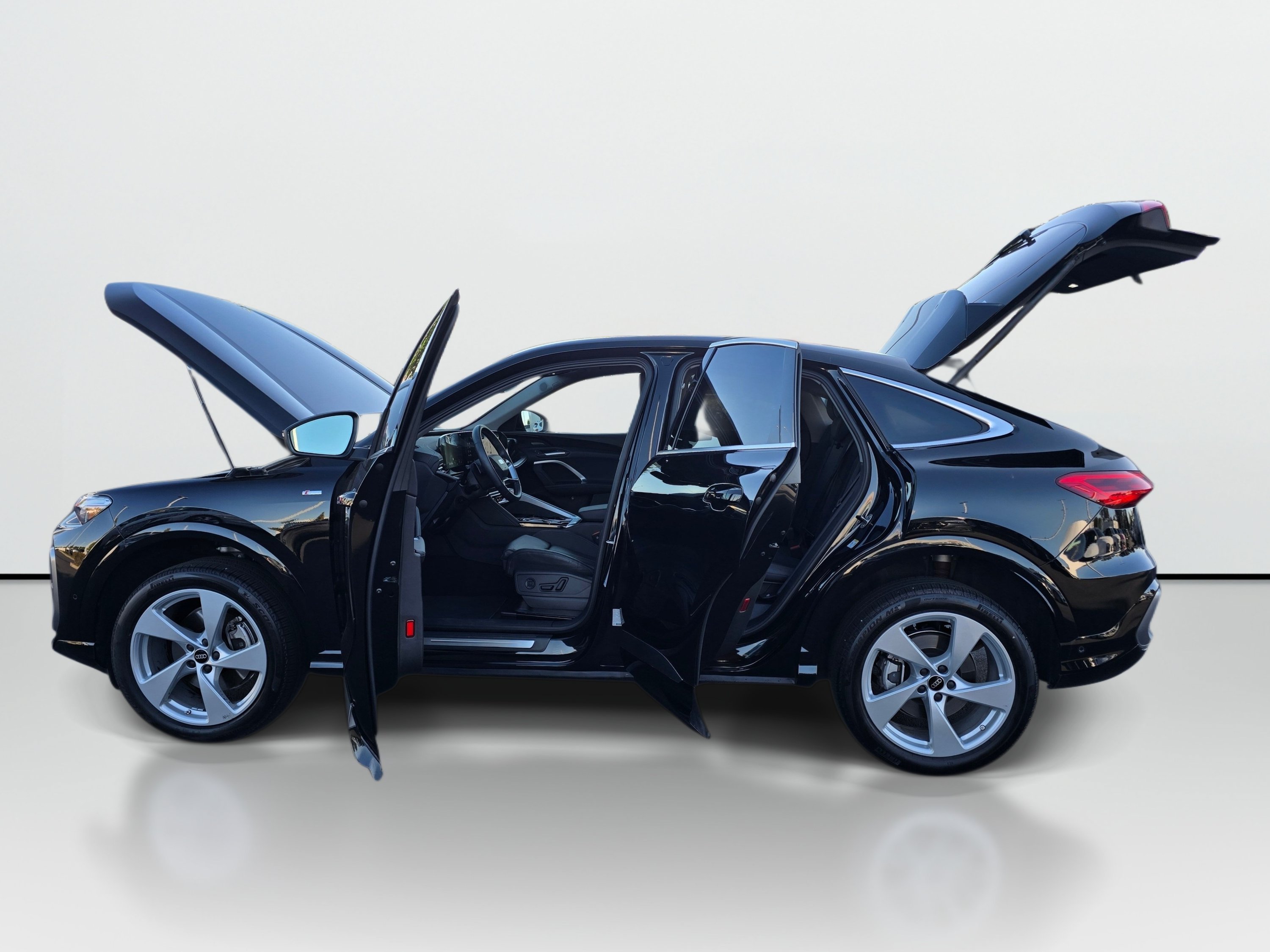 Certified 2025 Audi Q5 Premium Plus w/ Premium Plus AWD/4WD image 10