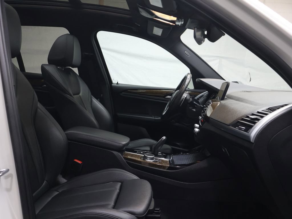 Used 2019 BMW X3 xDrive30i w/ Driving Assistance Package image 10