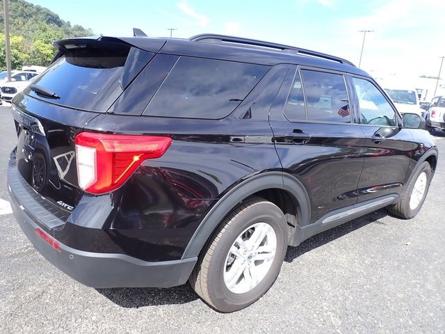 Used 2023 Ford Explorer XLT image 9